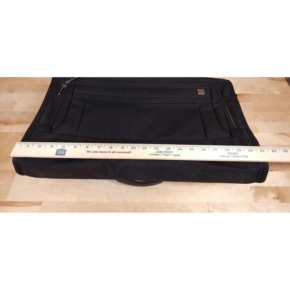 Victorinox Travel Suite Trifold Bag Black Nylon Luggage 41 X 21 Inch